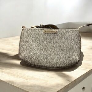 Michael Kors belt bag